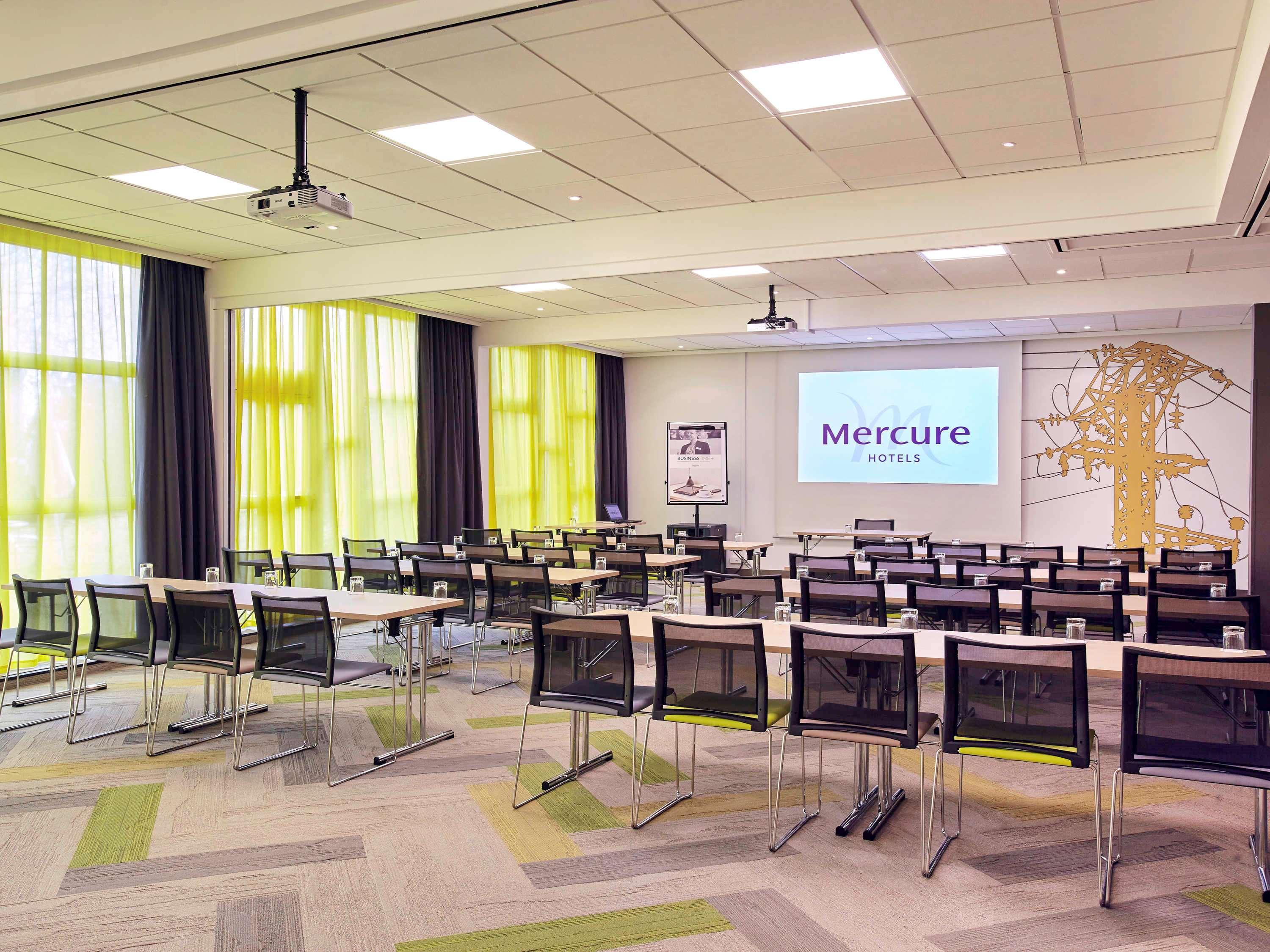 Mercure Paris Sud Les Ulis-Courtaboeuf Exteriér fotografie